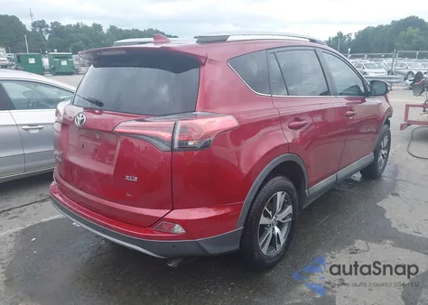 2018 Toyota Rav4 Xle z USA, uszkodzony, nr VIN 2T3WFREV0JW420839